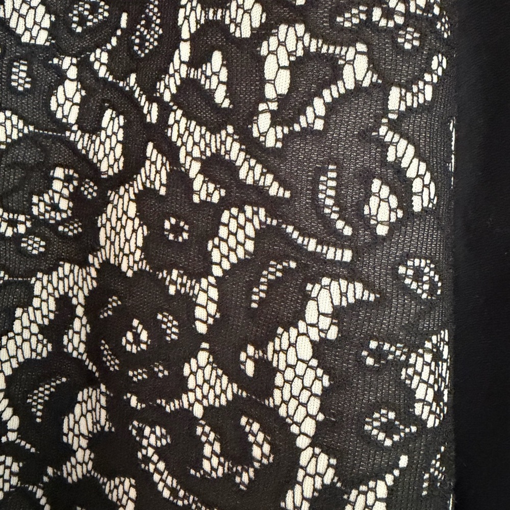 Elegant Black Lace Detail Jacket💫 Black Mini Clutch is gift💫 - Picture 7 of 12